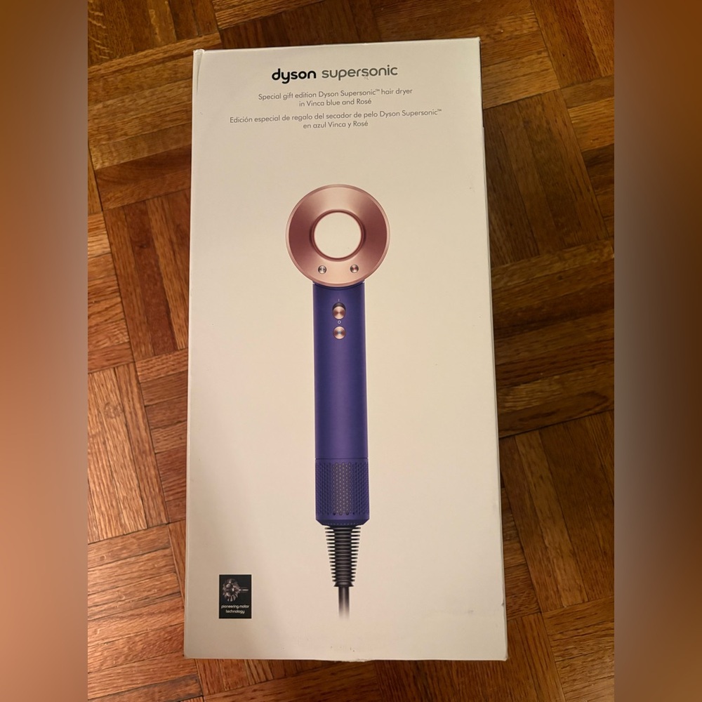 Dyson Supersonic Hair Dryer special in vinca blue and rose new with box - Picture 15 of 16